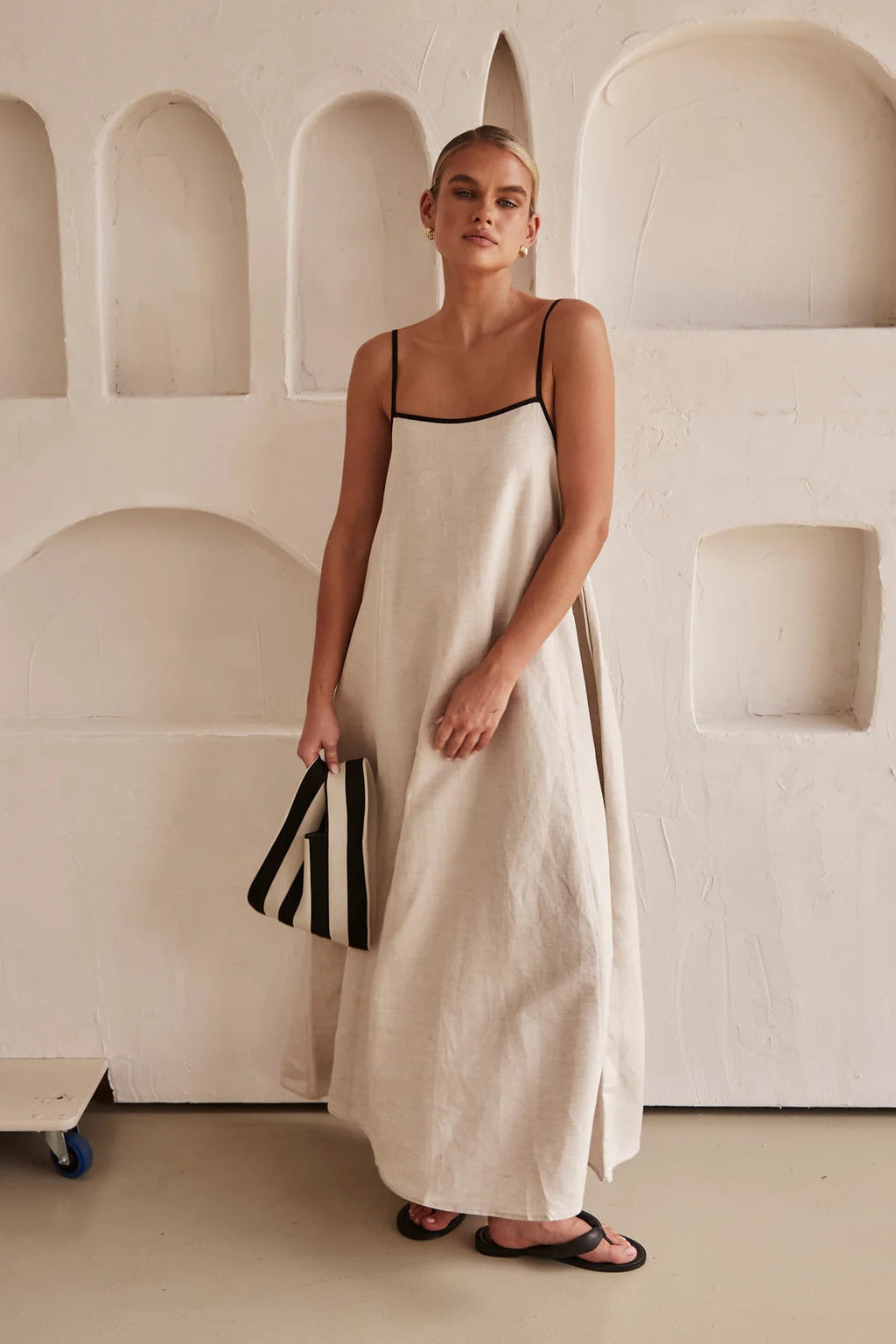 Women's Spaghetti Strap Contrast Trim Sundress Maxi